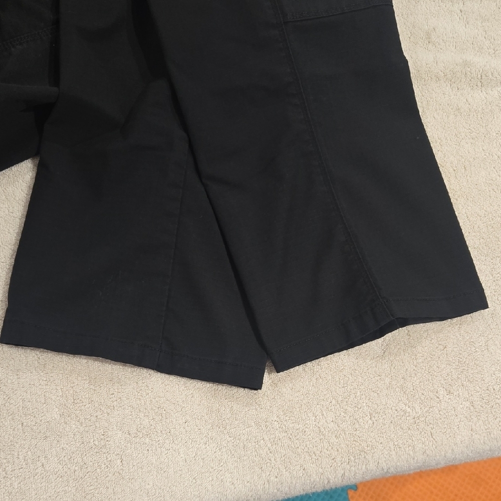 5.11 Tactical Black Cargo Pants - Picture 6 of 13